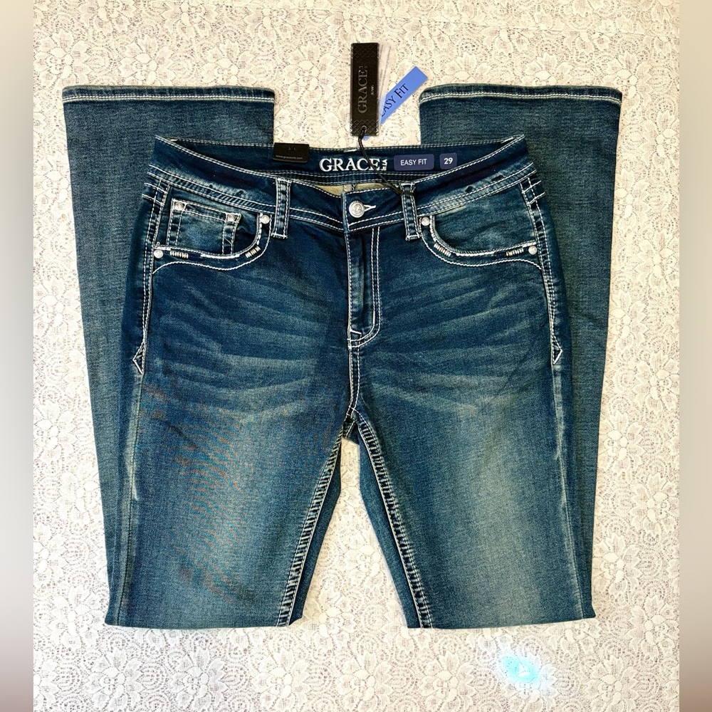 NWT 29 Easy Fit Grace in LA Embroidered Distressed Bootcut Jeans - Picture 8 of 8